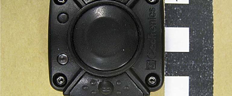 Wireless Control Command Transmitter - FCC ID L52CTRT9011 - CeoTronics AG (5)
