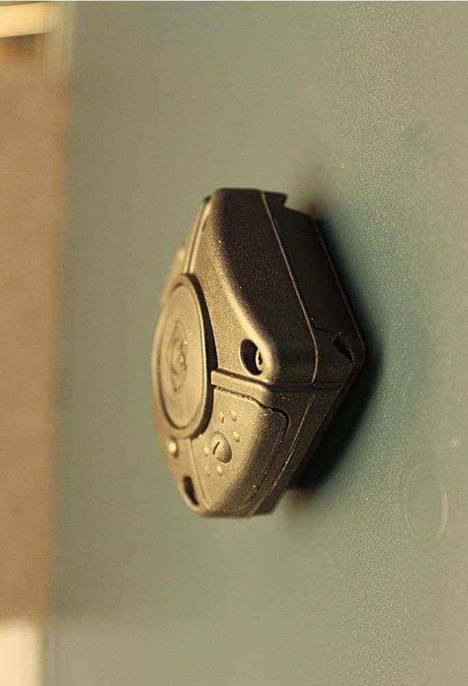 Wireless Control Command Transmitter - FCC ID L52CTRT9011 - CeoTronics AG (2)