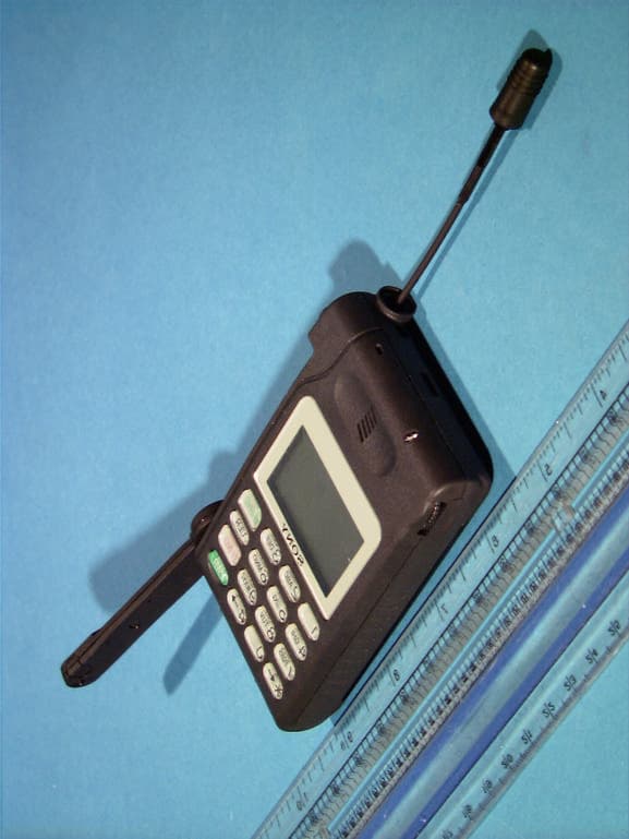 Single-Band PCS CDMA Phone - FCC ID L5ACMZS300 - Sony Electronics Inc (2)
