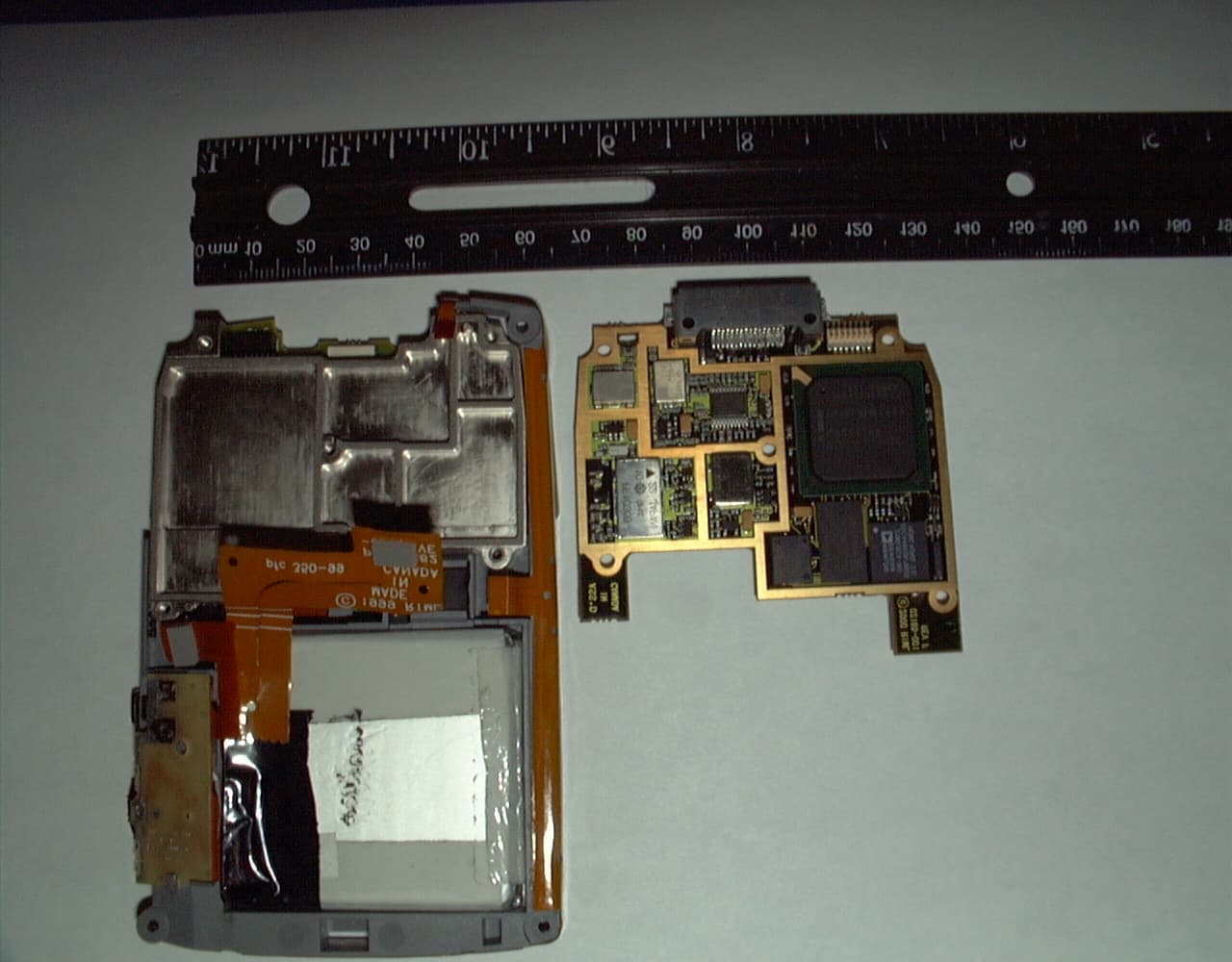 TNT - Licensed Non-Broadcast Transmitter Worn on Body - FCC ID L6AR857D-2-5 - BlackBerry Limited