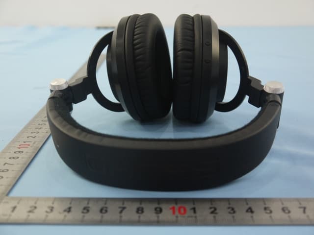 Bluetooth Headset - FCC ID L76BT540I2 - Koss Corporation (3)