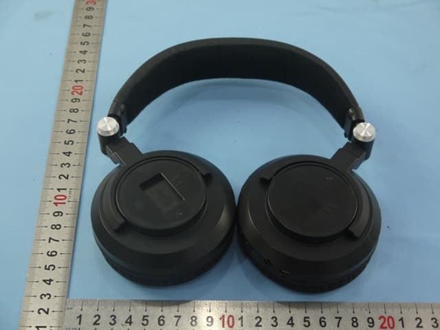 Bluetooth Headset - FCC ID L76BT540I2 - Koss Corporation (2)