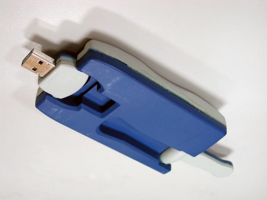 WLAN USB Adapter - FCC ID L8G8800002 - Lantech Advance Corporation