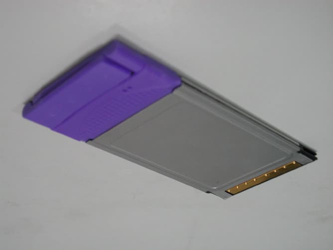 WLAN CardBus Adapter - FCC ID L8G8800003 - Lantech Advance Corporation (2)