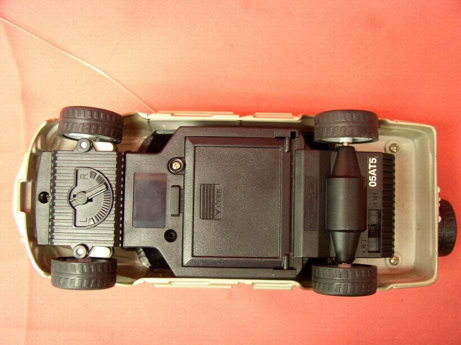 RC Car - FCC ID L9G32066R - Artin Industrial Co Ltd (2)