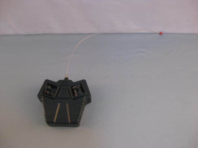 R/C TRANSMITTER BUTTERFLY - FCC ID L9G644501 - Artin Industrial Co Ltd