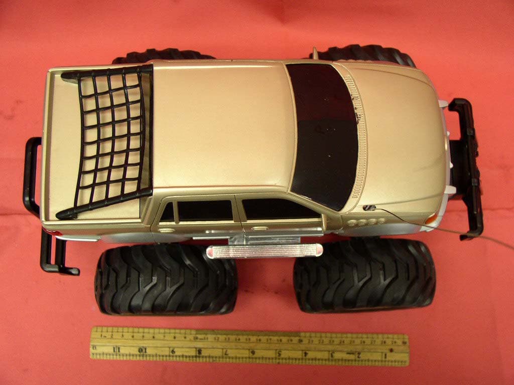 RC Car - FCC ID L9G726502R - Artin Industrial Co Ltd (2)