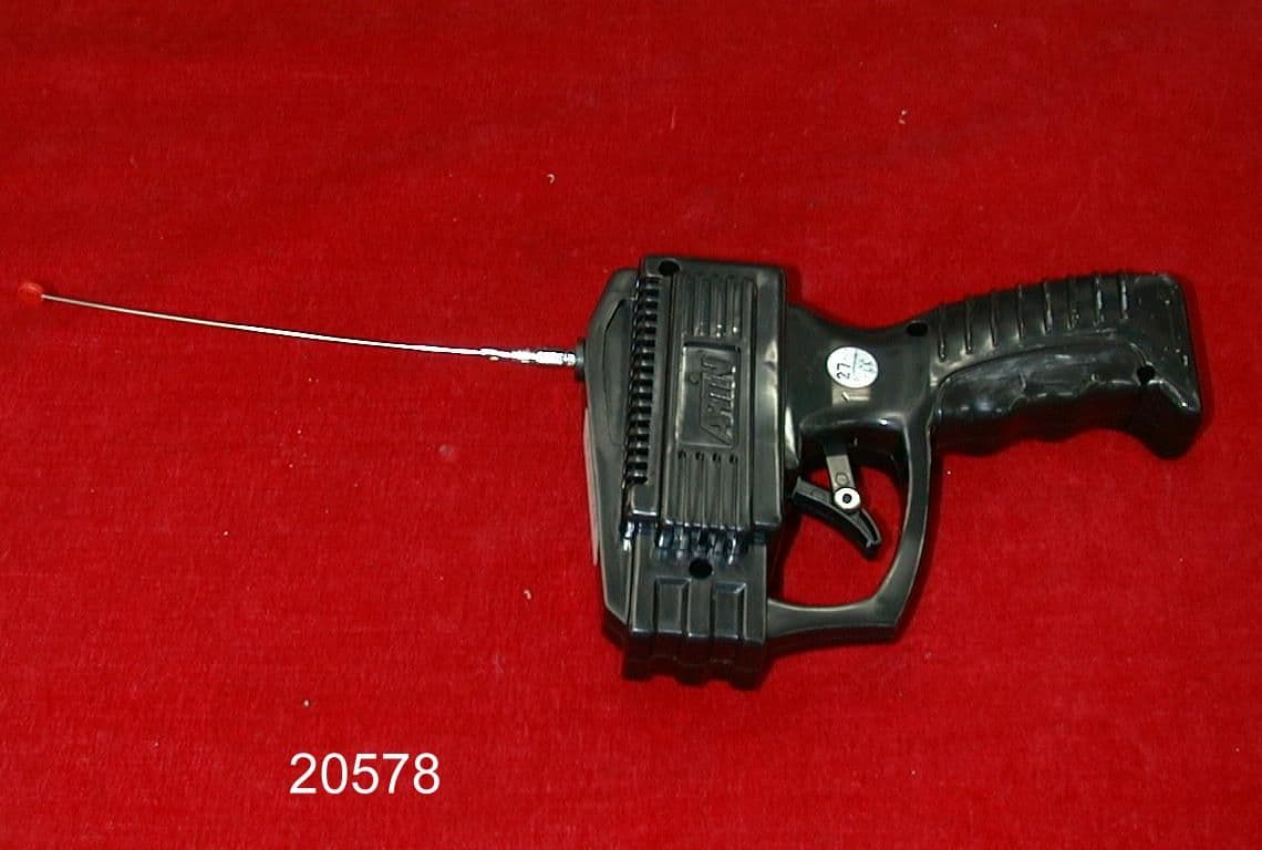 Toy Remote Control Transmitter - FCC ID L9G8880 - Artin Industrial Co Ltd