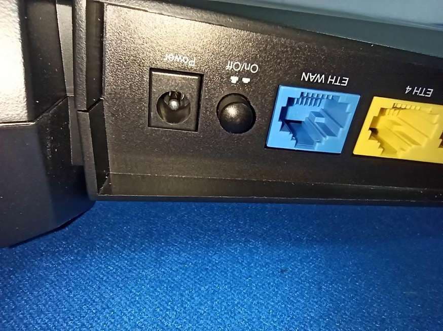Home Gateway - FCC ID L9VVR3071V2 - Comtrend Corporation (5)