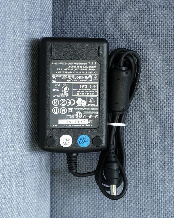 15.1-inch Color LCD Monitor - FCC ID LAKNF-1500MAT - BTC Korea Co Ltd (3)