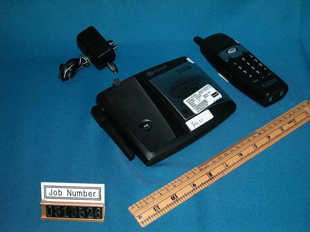 2.4GHz Analog Modulation Cordless Phone - FCC ID LBBGH3000GK - Continental Conair Limited (2)