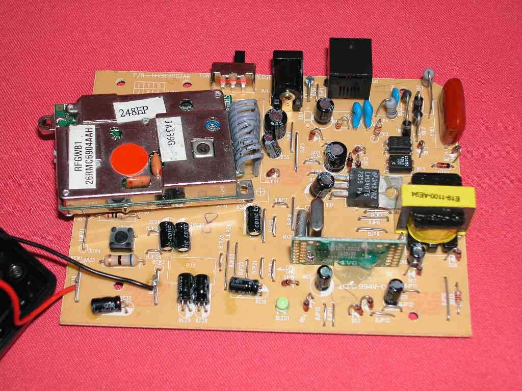 2.4GHz 40 Channel Analog Modulation Cordless Phone - FCC ID LBBGH3012AT - Continental Conair Limited (2)