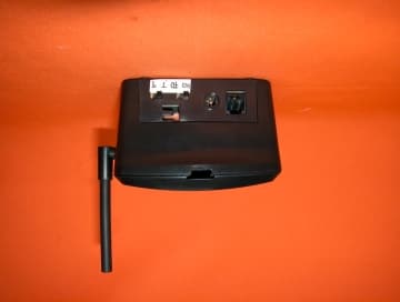 2.4 GHz 40 Channel Cordless Phone with Caller ID - FCC ID LBBGH3034AT - Continental Conair Limited (3)