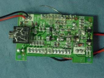 2.4 GHz Cordless Phone with Radio - FCC ID LBBGH3062 - Continental Conair Limited (3)