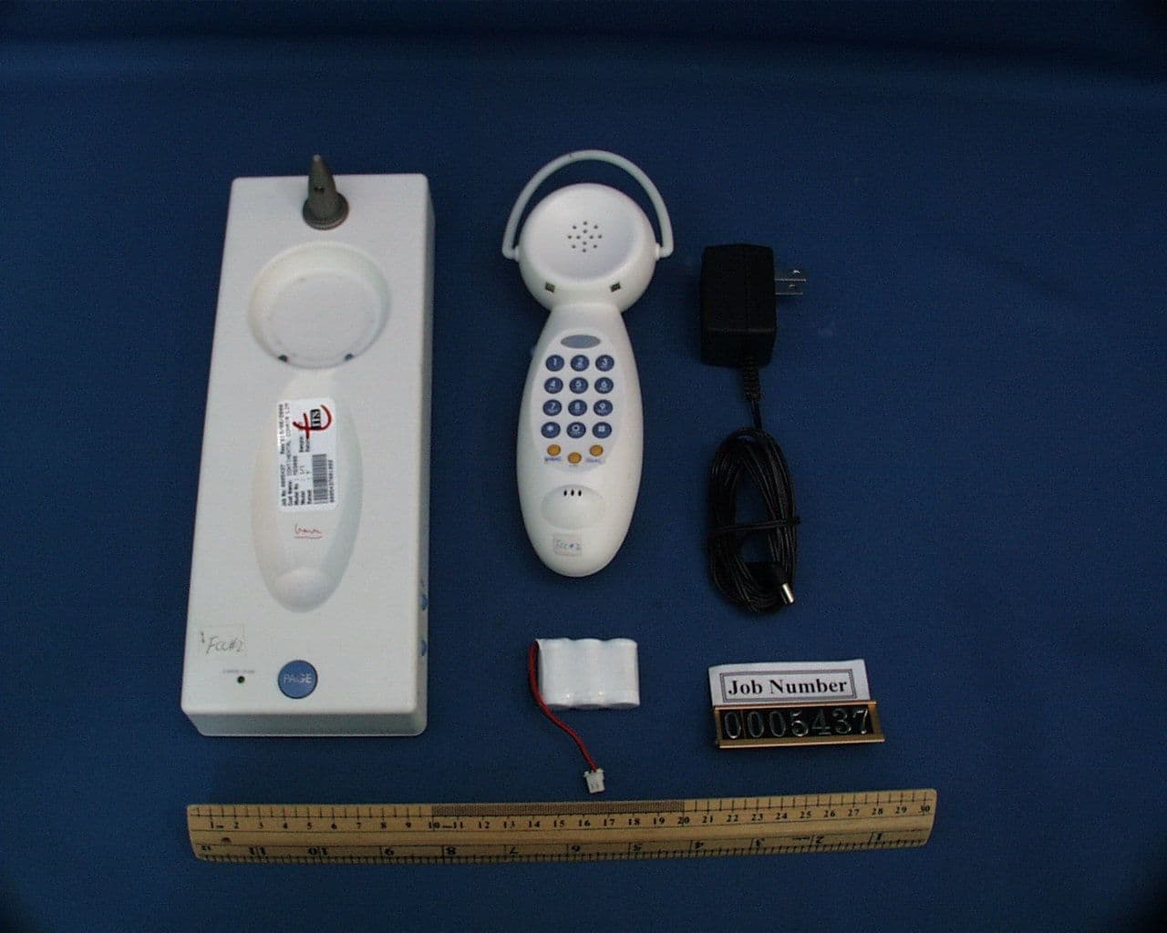 900MHz 40 Channels Analog Modulation Basic Cordles - FCC ID LBBMG3000 - Continental Conair Limited