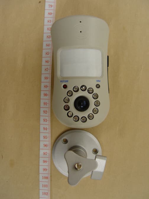 Wireless PIR Camera - FCC ID LE2CCD-413S - JSW Pacific Corporation (4)