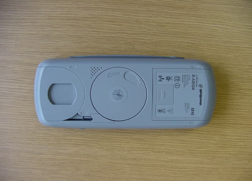 N'Vision Clinician Programmer, Model 8840 - FCC ID LF58840 - Medtronic, Inc. (3)