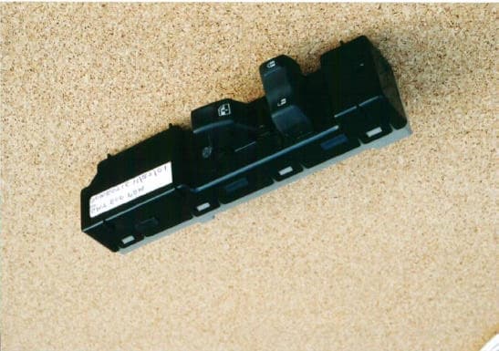 Automotive Security Receiver - FCC ID LHJ012 - Continental Automotive Systems, Inc. (2)