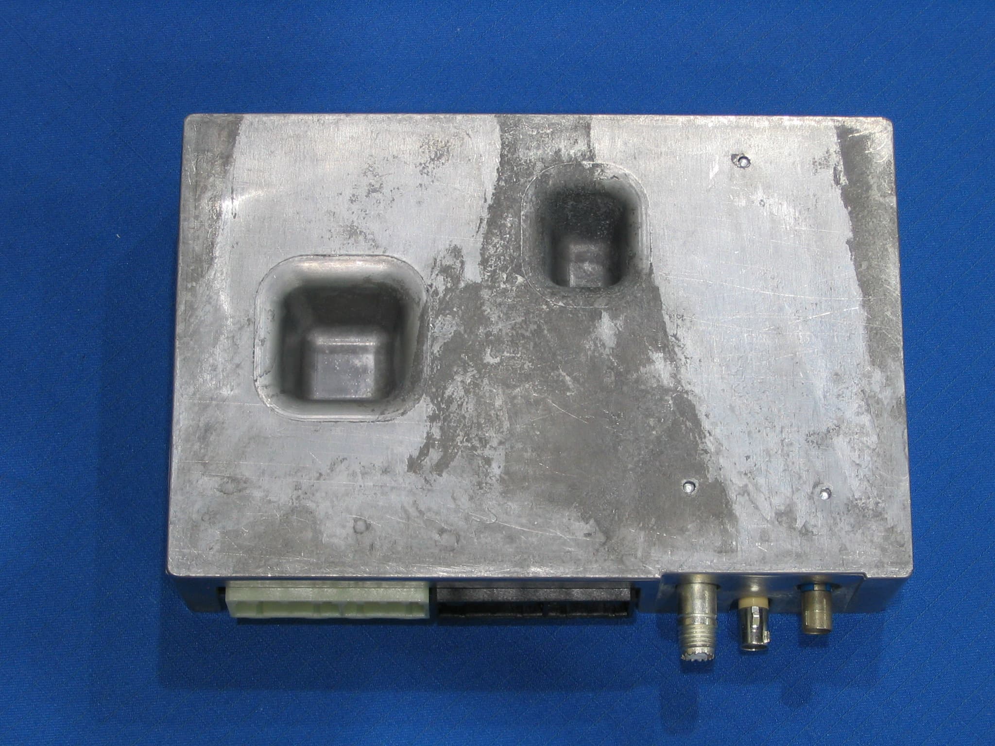 Telematics device used in Vehicle - FCC ID LHJGEN80CNT - Continental Automotive Systems, Inc.