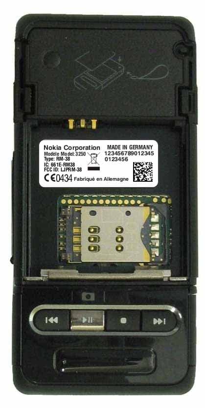 GSM900/1800/1900 Cellular Telephone w/BT - FCC ID LJPRM-38 - Microsoft Corporation