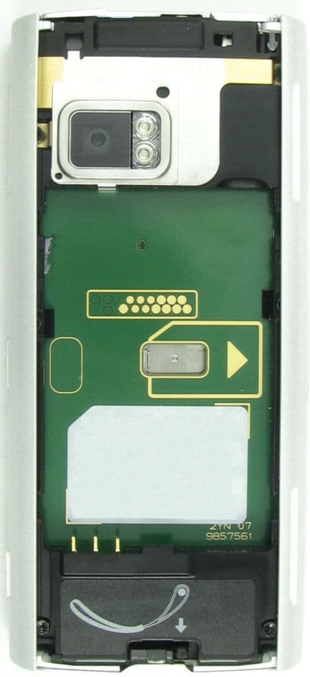 GSM cellular phone w/BT and WLAN - FCC ID LJPRM-552 - Microsoft Corporation