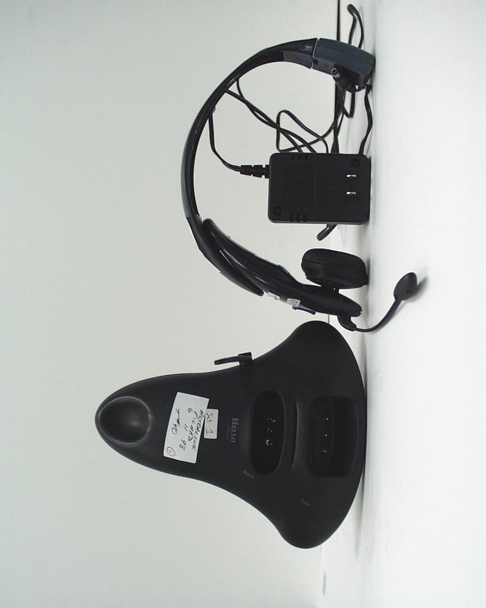 900MHz CORDLESS HEADSET - FCC ID LKKXLT - Hello Direct Inc