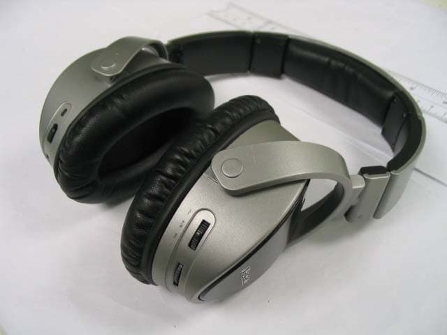 Bluetooth Headset - FCC ID LLP-NTE8100 - NASACO Electronics (3)