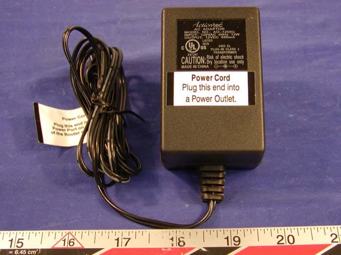 802.11b/g Wireless Gateway and Wireless Router - FCC ID LNQGT704 - Actiontec Electronics Inc (1)