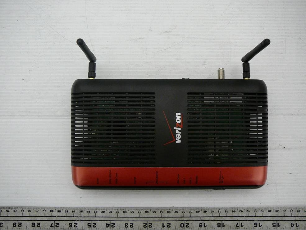 Wireless 11n Broadband Home Router - FCC ID LNQMI424WRH - Actiontec Electronics Inc (3)