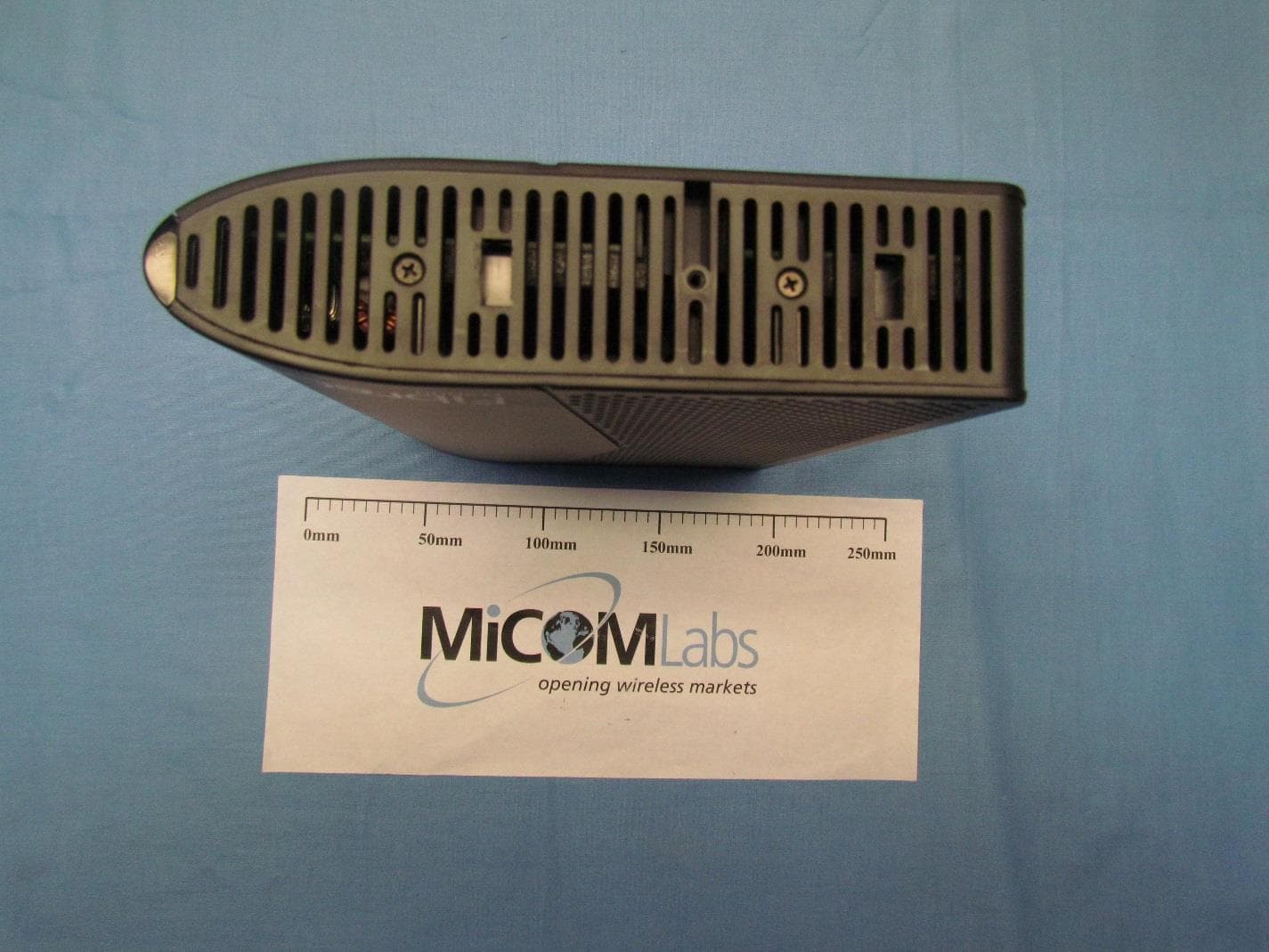 Wireless Router - FCC ID LNQR3000 - Actiontec Electronics Inc (3)