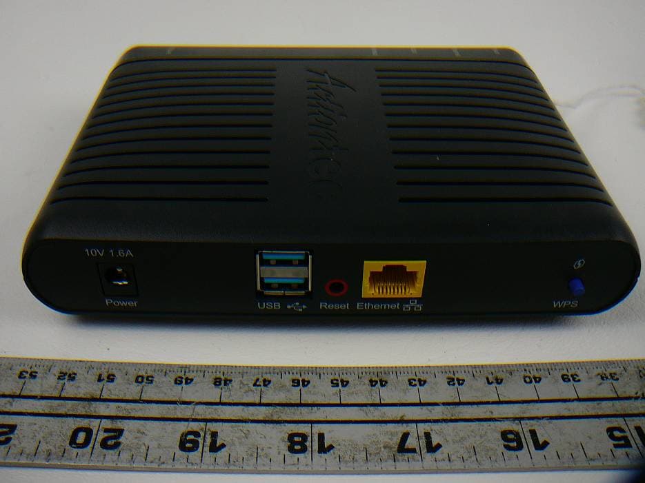 Gateway Device with 802.11n and Z-Wave Home Control - FCC ID LNQSG200 - Actiontec Electronics Inc (3)
