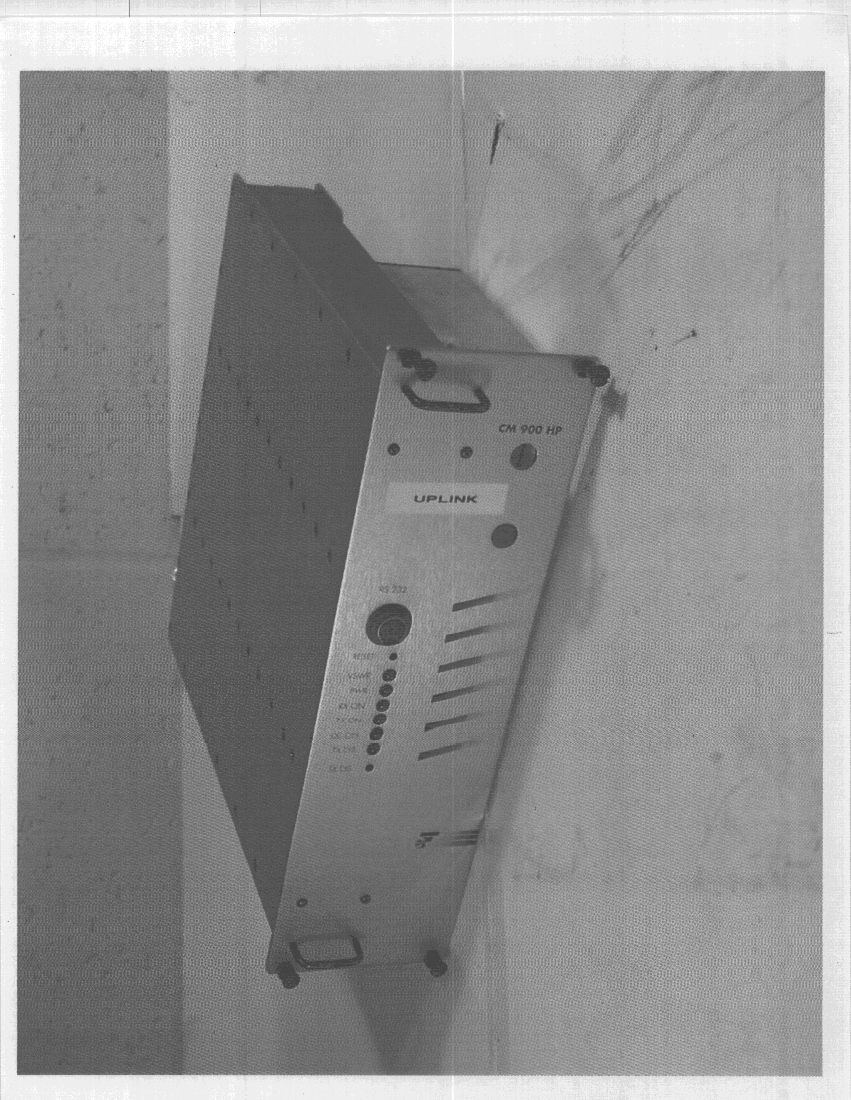 Base station - FCC ID LO6MOB900M896 - Futurecom Systems Group ULC. (4)