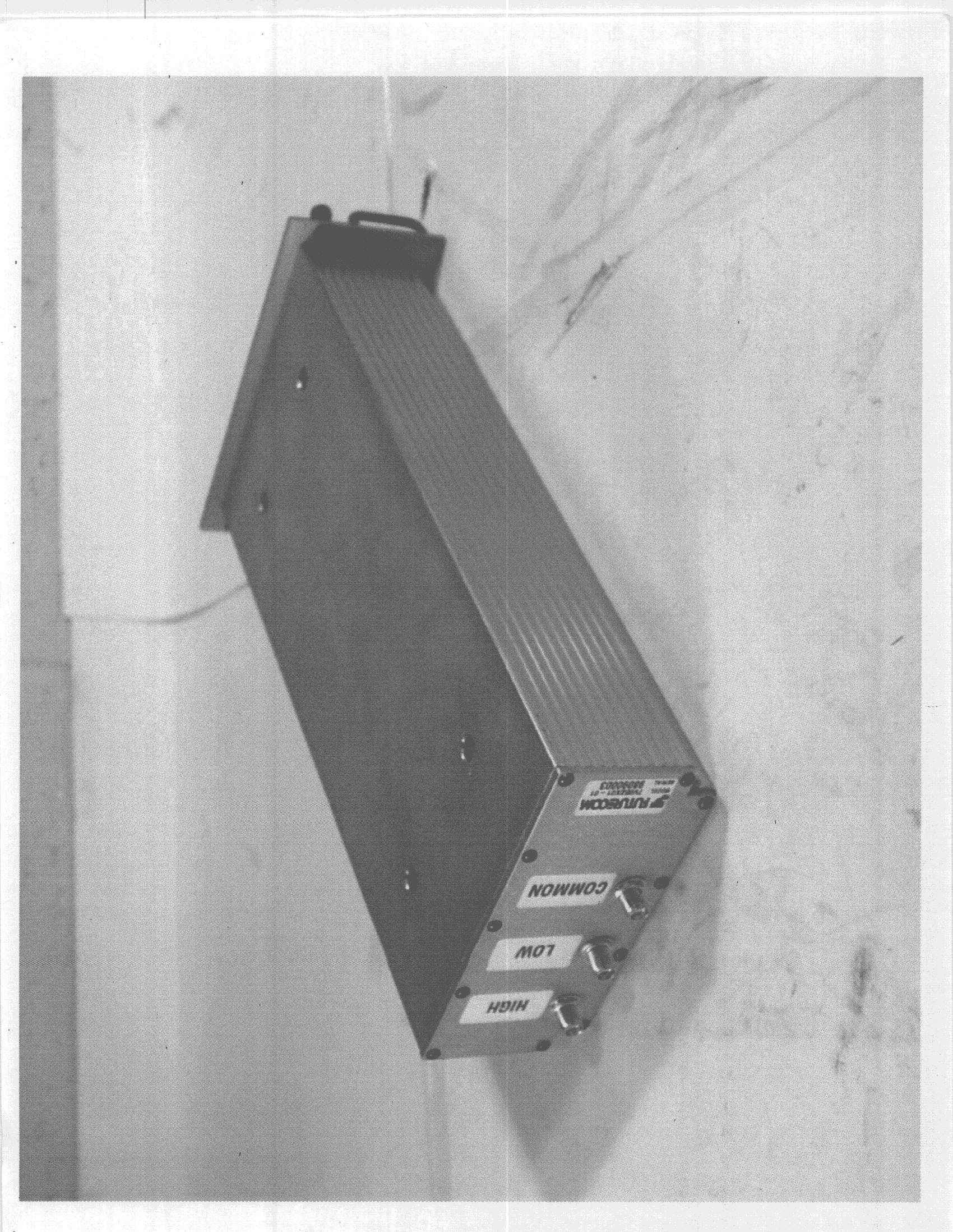 Base station - FCC ID LO6MOB900M896 - Futurecom Systems Group ULC. (2)