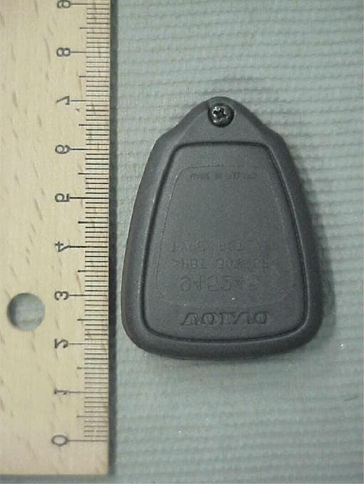 Remote Keyless Entry System - FCC ID LQNP2T-APU - Connaught Electronics Ltd (2)