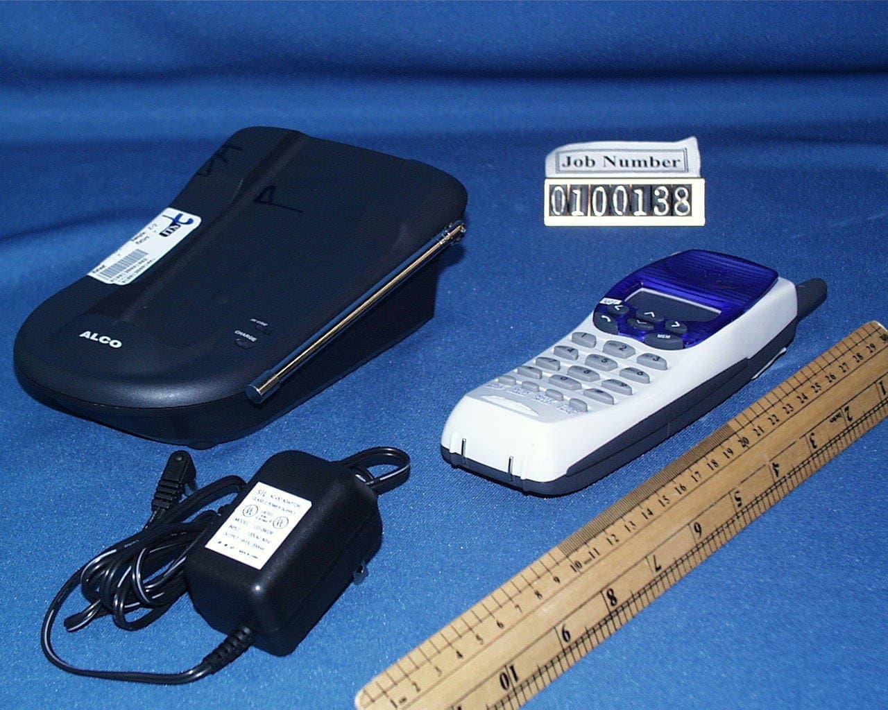900MHz 40 Channel Analog Modulation Cordless Phone - FCC ID LSEALCOMTL9022 - Alco Communications Limited