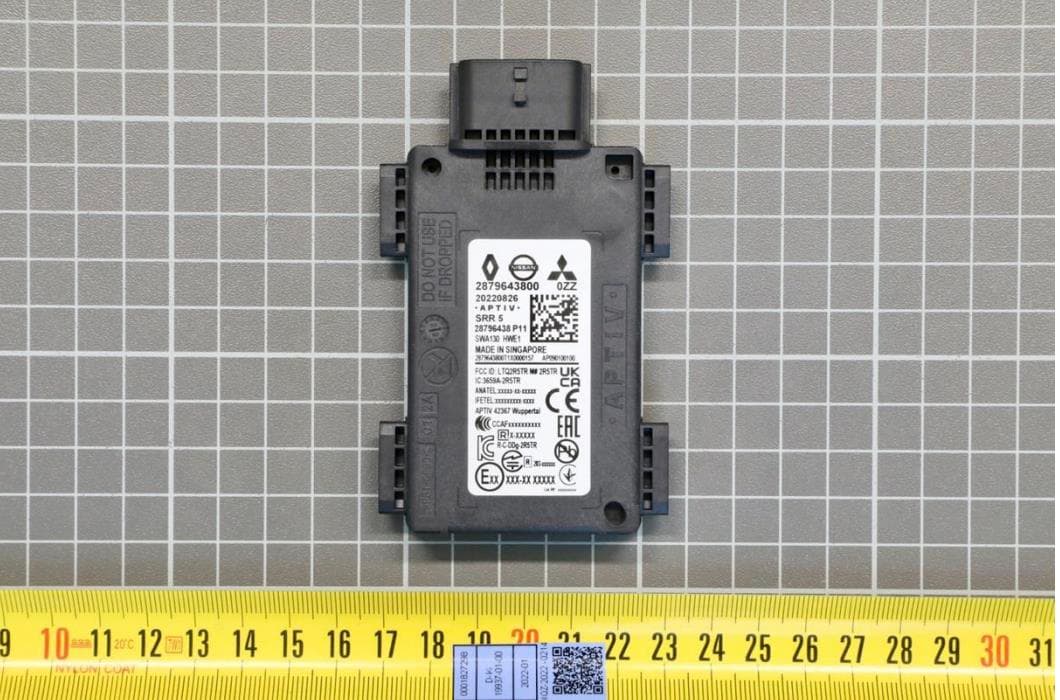 SRR5 - FCC ID LTQ2R5TR - Aptiv Services Deutschland GmbH