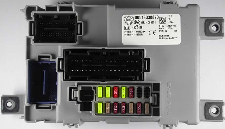 Vehicle Immobilizer with Receiver of Keyless Entry System - FCC ID LTQFI4125 - Aptiv Services Deutschland GmbH