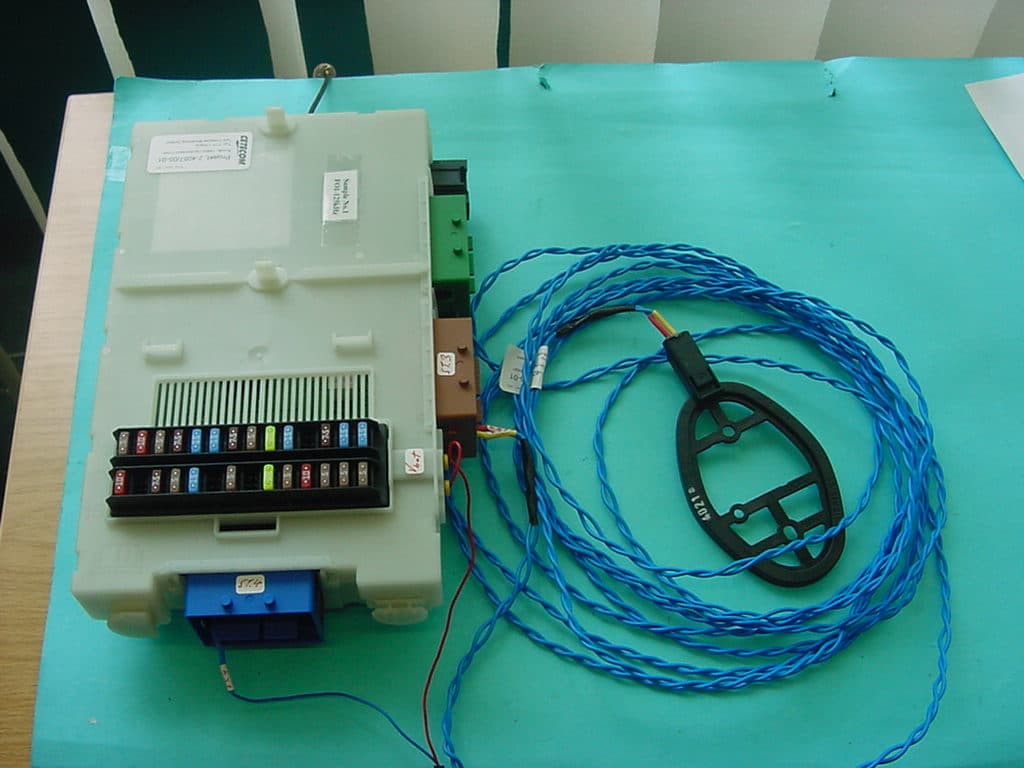 TPMS Transmitter - FCC ID LTQFO1125TP - Aptiv Services Deutschland GmbH (5)