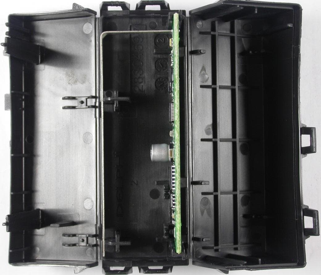 Receiver of Keyless Entry System - FCC ID LTQFO3AM315RX - Aptiv Services Deutschland GmbH (2)