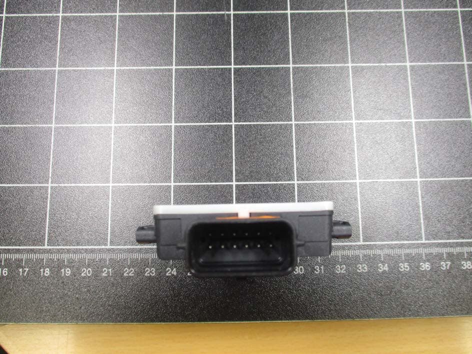 Radar Sensor - FCC ID LTQR5TR - Aptiv Services Deutschland GmbH