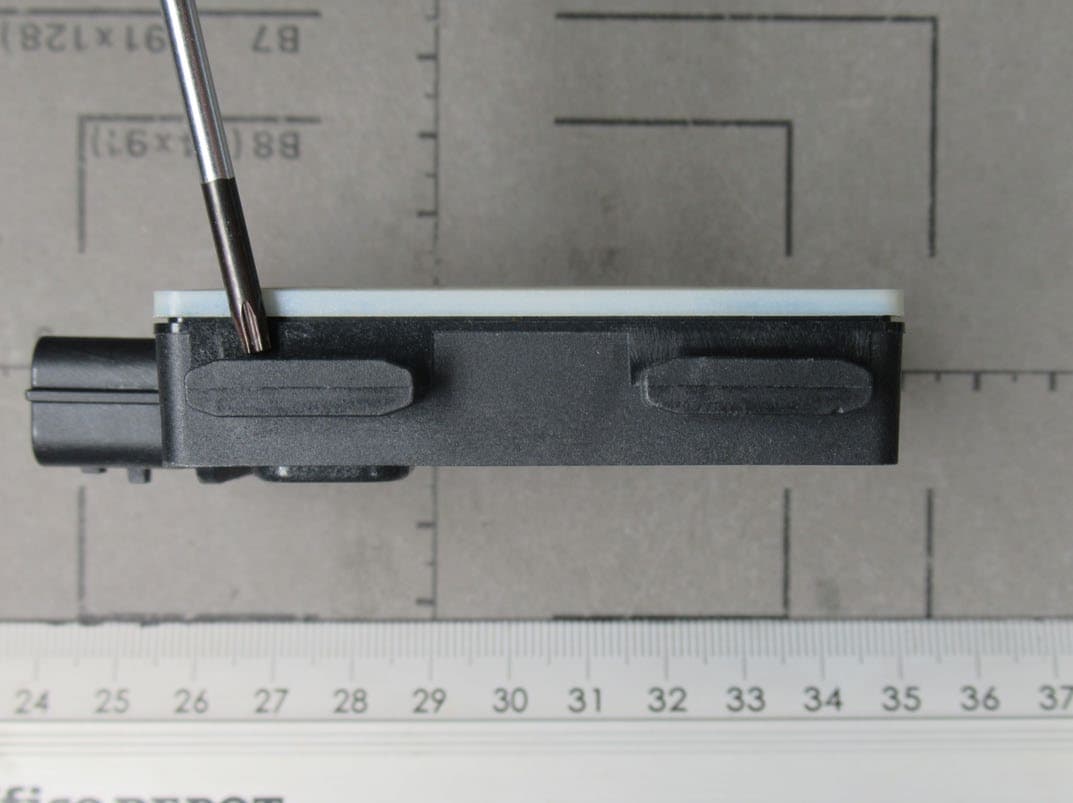 Radar Sensor - FCC ID LTQSRR6PB0 - Aptiv Services Deutschland GmbH (3)