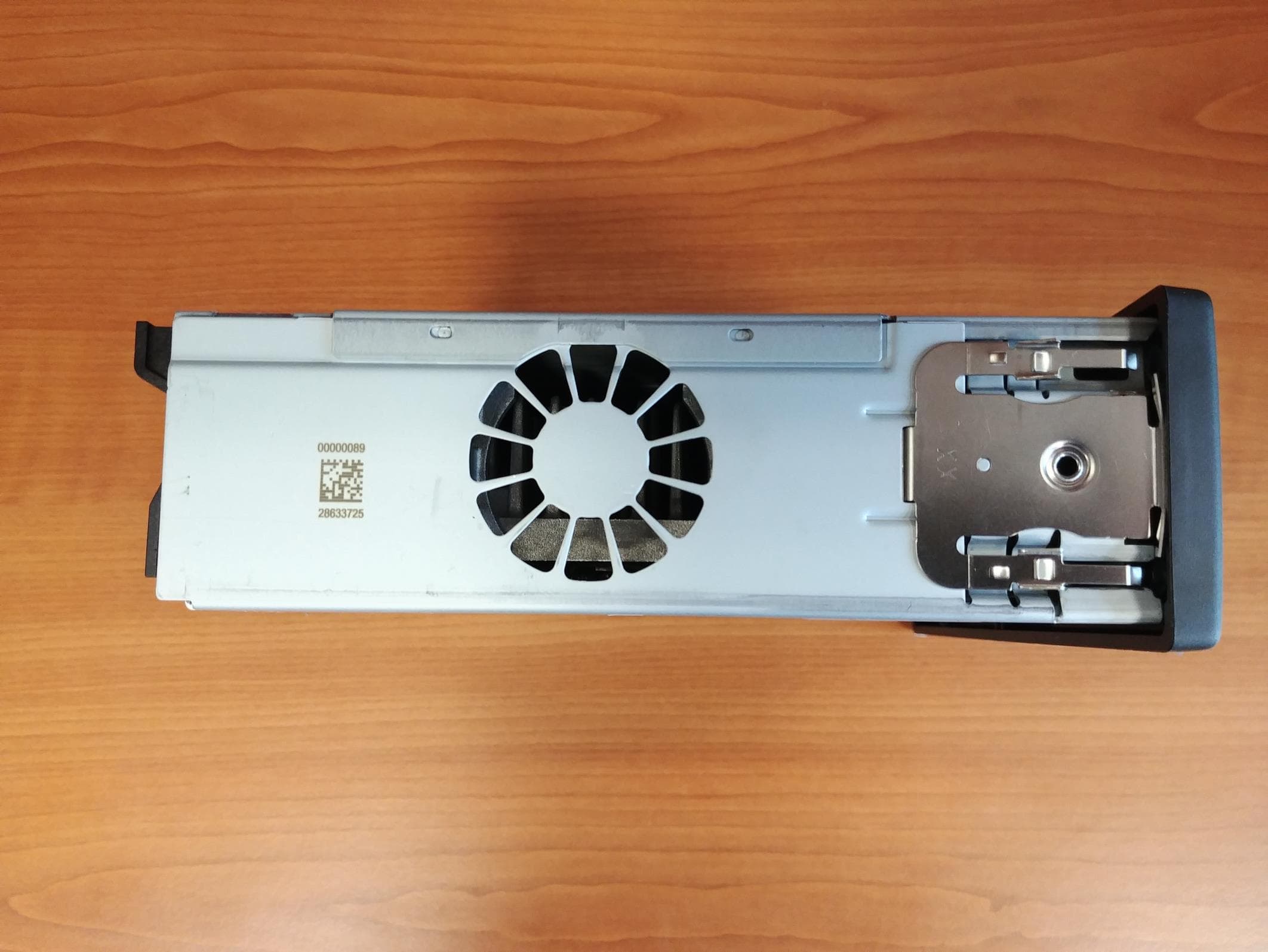 Radio and Entertainment Module - FCC ID LTQVTREM2 - Aptiv Services Deutschland GmbH (3)