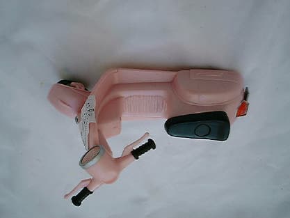 RC Toy Transmitter - FCC ID LU9253976PTX49 - MGA Entertainment (HK) Ltd. (1)