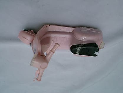 Remote Control Toy Transmitter - FCC ID LU9253976TX27 - MGA Entertainment (HK) Ltd. (1)