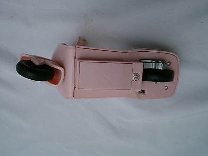 Remote Control Toy Transmitter - FCC ID LU9253976TX27 - MGA Entertainment (HK) Ltd. (2)