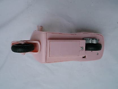 Remote Control Toy Transmitter - FCC ID LU9253976TX49 - MGA Entertainment (HK) Ltd. (2)