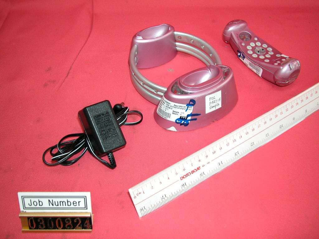 2.4GHz 40 Channel Analog Modulation Cordless Phone - FCC ID LU9257813 - MGA Entertainment (HK) Ltd.