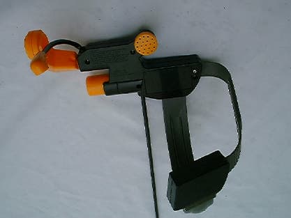 Walkie Talkie - FCC ID LU9257929 - MGA Entertainment (HK) Ltd. (1)
