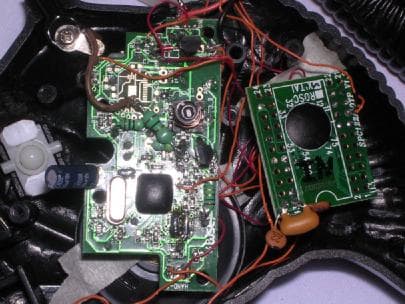 RC Toy Transmitter - FCC ID LU9273707 - MGA Entertainment (HK) Ltd. (1)