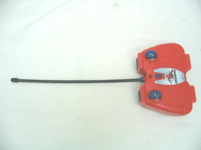 Spiderman II Dragster 27MHz - FCC ID LU9276630 - MGA Entertainment (HK) Ltd. (1)